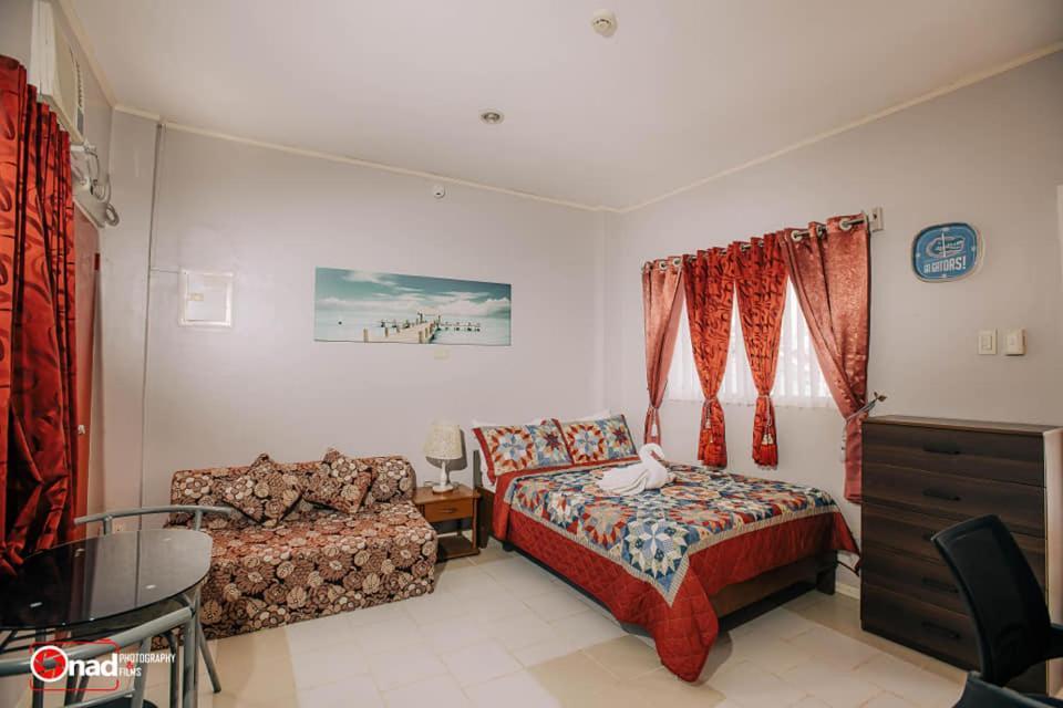 Ashley And Bill'S Suites 'N Garden Hotel And Vacation Homes Carcar المظهر الخارجي الصورة