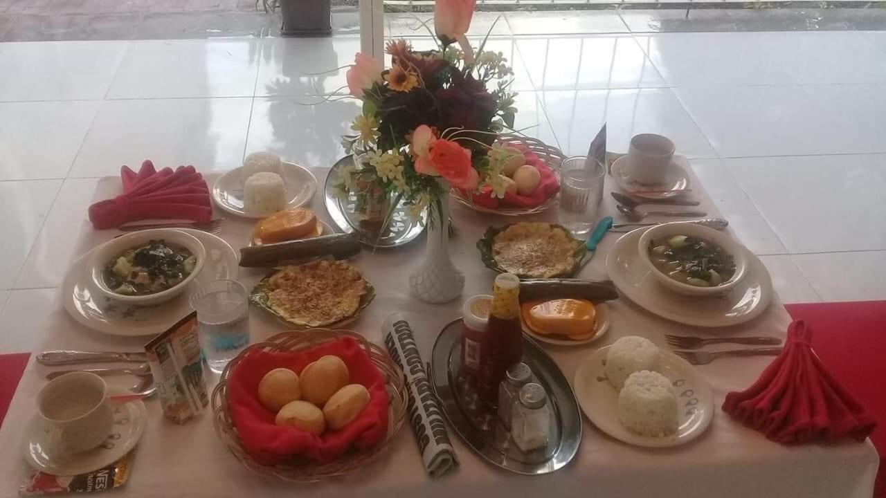 Ashley And Bill'S Suites 'N Garden Hotel And Vacation Homes Carcar المظهر الخارجي الصورة